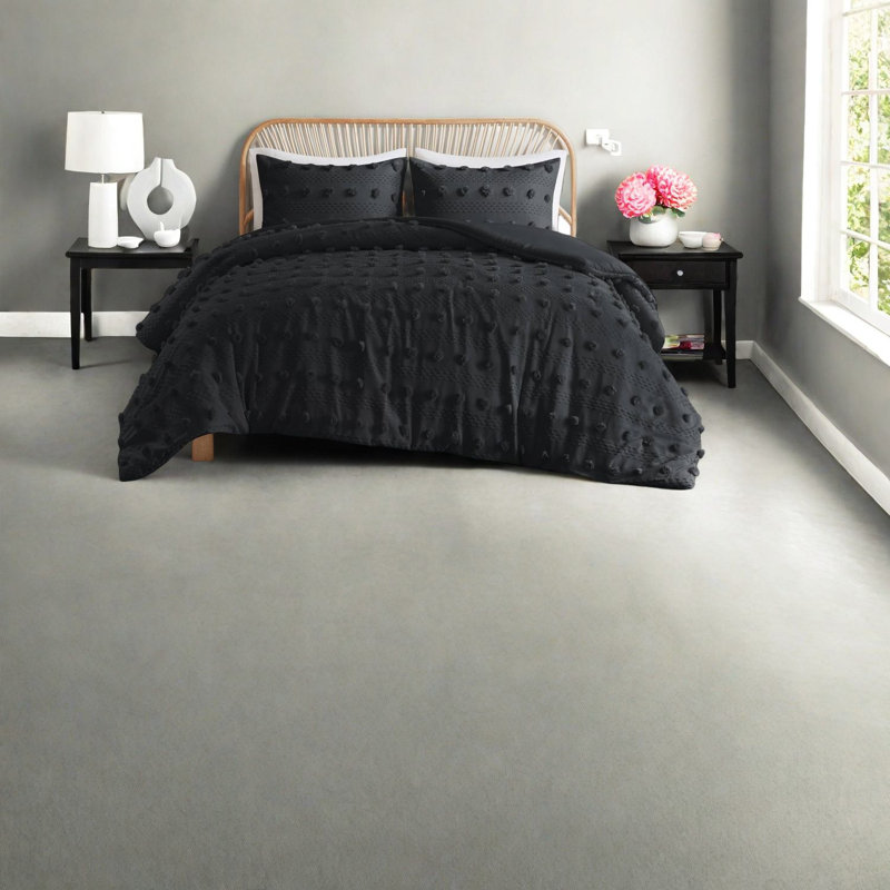 Luxurious Polyester Bedding Sets, Black Jacquard Style For Home