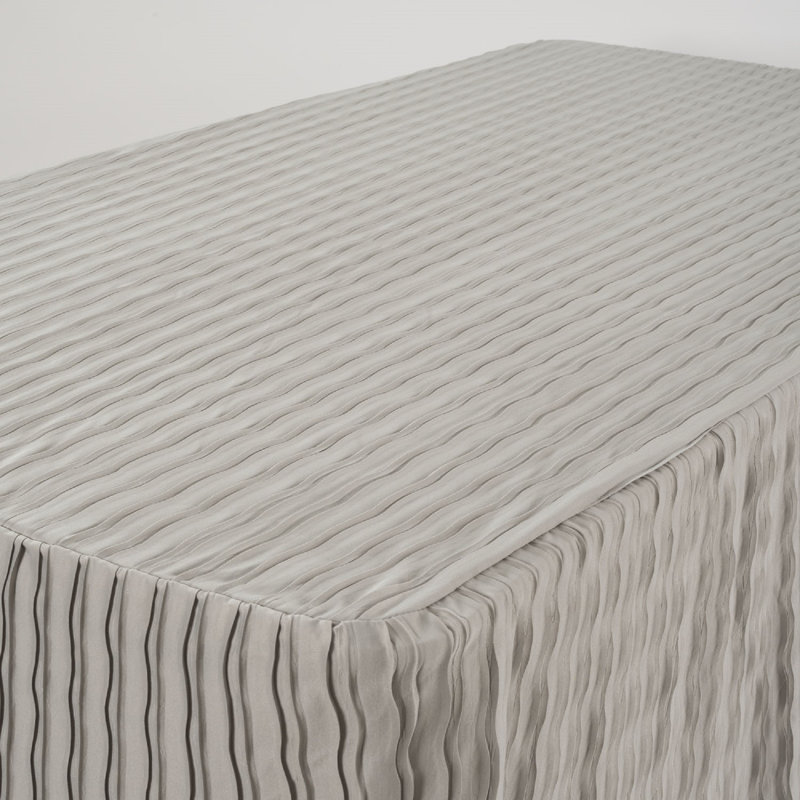 La nappe pliante, L 72 po x l 30 po, Gris