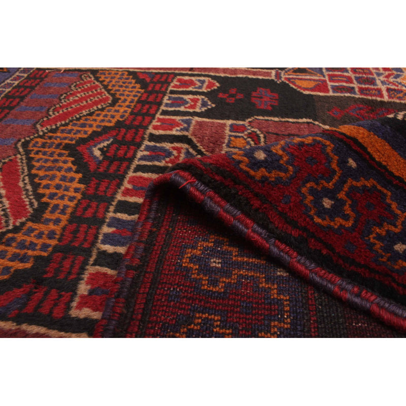Tapis noir Teimani 3 pi 4 po x 4 pi 11 po