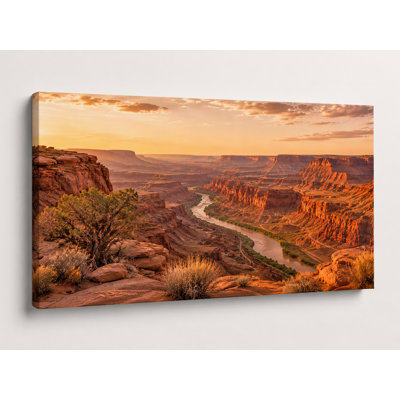 Canyon River Overview - art mural sur toile tendue, "Southwestern Canyon River"