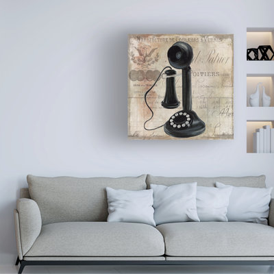 Sasha Call Waiting I Canvas Art_ALI73147