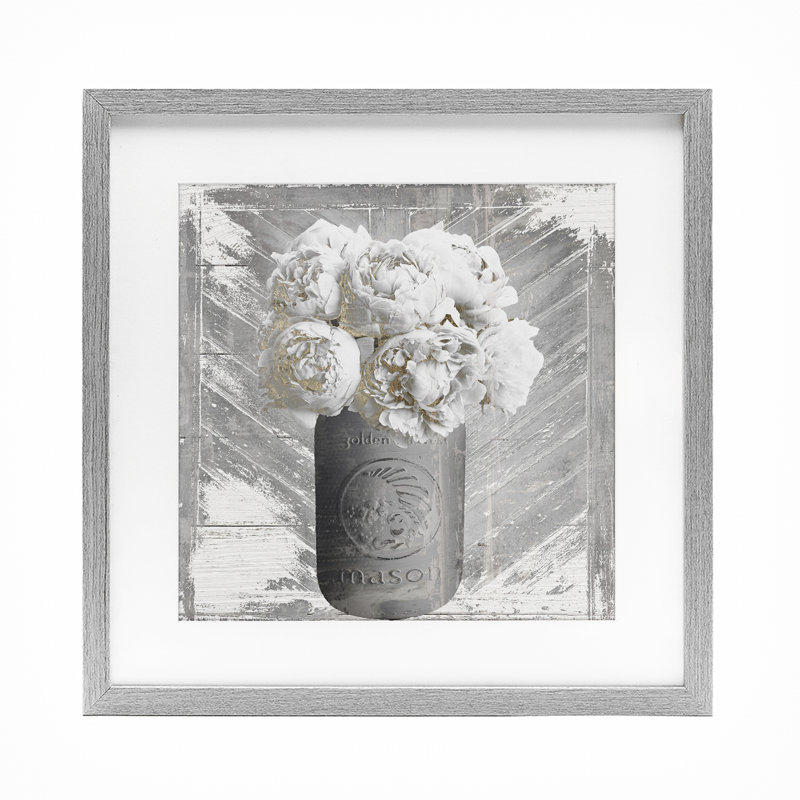 Peony in Rustic Jar, reproduction d'art sous verre encadrée, par Sophie 6, Cadre de ferme gris, H 13 po x l 13 po