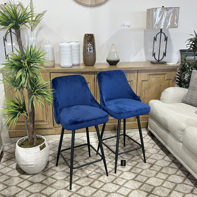 Courtdale Upholstered Counter Stool