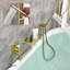 Robinet de baignoire mural à poignée simple avec douche à main
