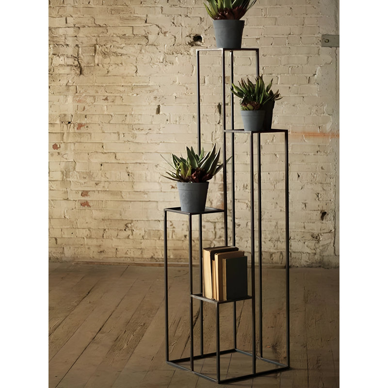 Metka Plant Stand