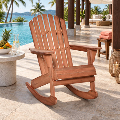 Fauteuil Adirondack rustique à dossier haut et lattes en bois, idéal pour se détendre au jardin ou sur la terrasse.