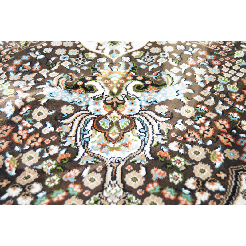 Tapis brun tissé à la machine Darwen, Tapis de couloir : 2 pi 6 po x 8 pi 2 po