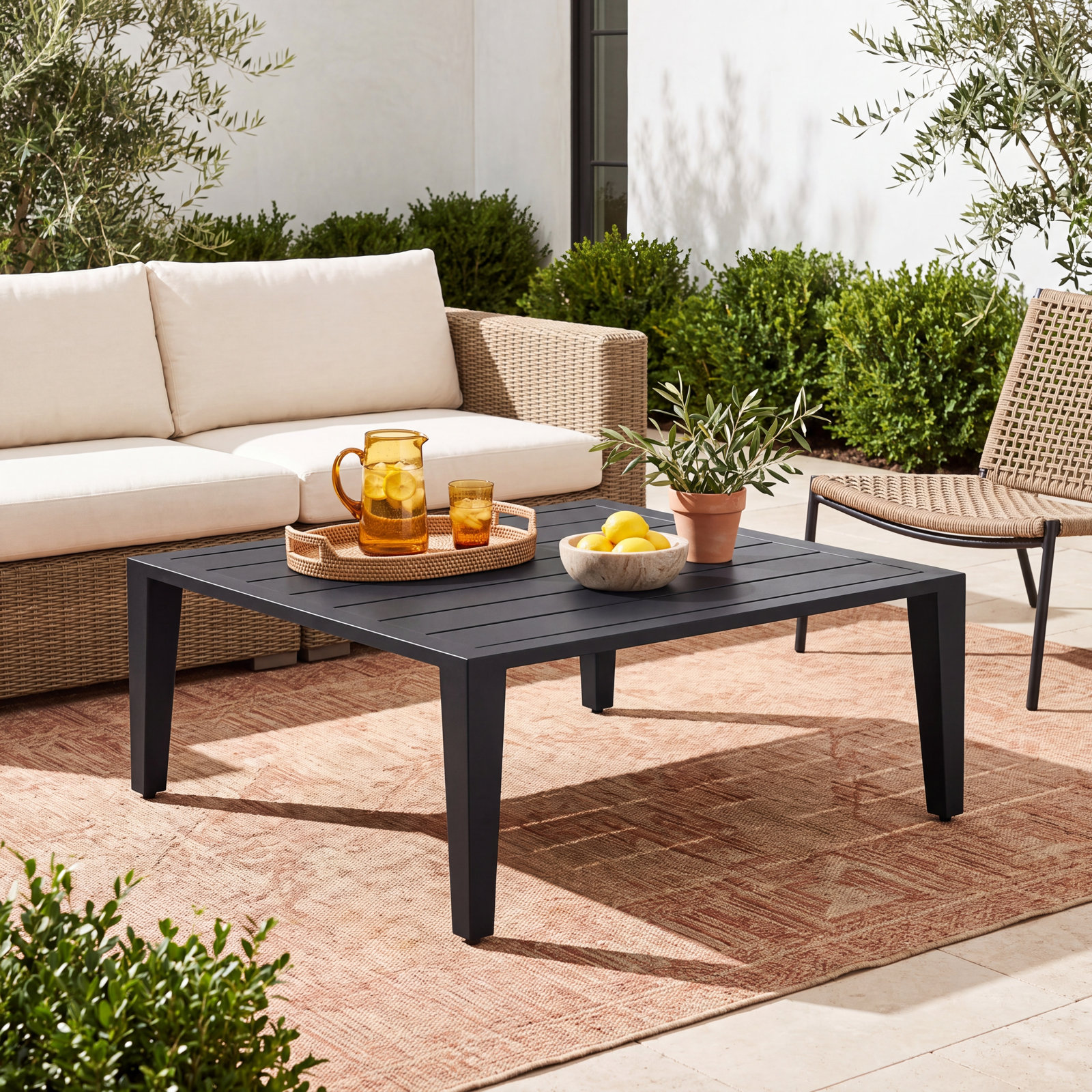 Solstice 40'' Aluminum Outdoor Coffee Table, Gray