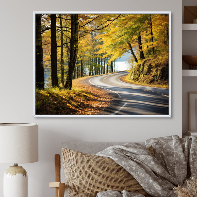 «Autumn's Road Into The Forest III» - art mural route, Cadre flottant blanc, H 34 po x l 44 po x P 1,5 po