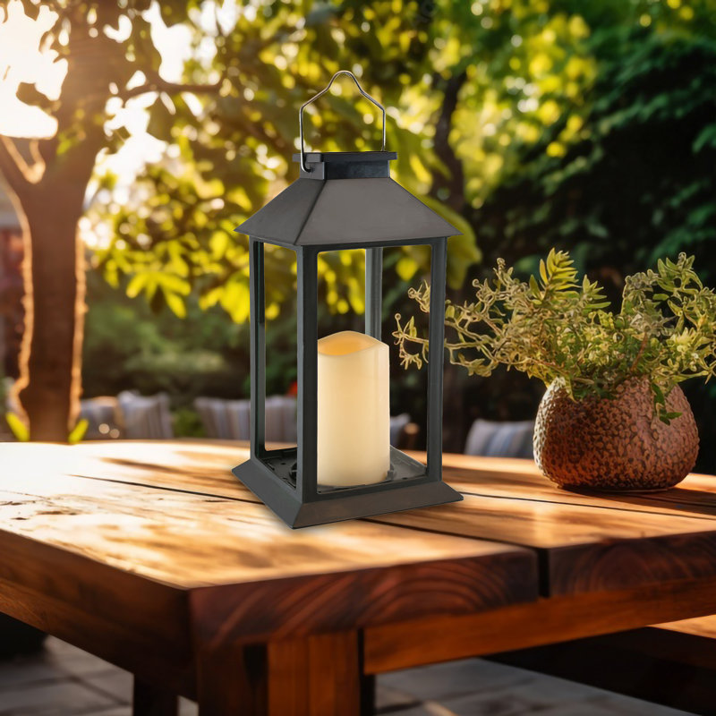 Lanterne traditionnelle noire à énergie solaire avec bougie DEL