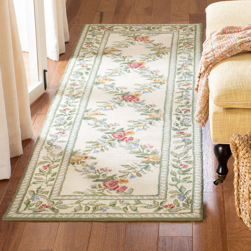Hand Hooked Wool Pile Floral Rug, Runner 2'6" x 8'