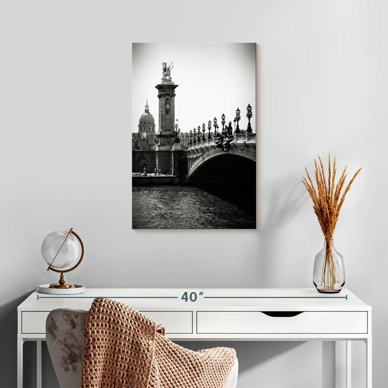 Lilie Alexandre III Bridge I, 24" H x 16" W