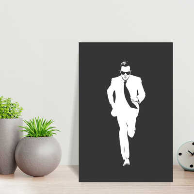 Agent On The Run Energetic Modern Wall Art