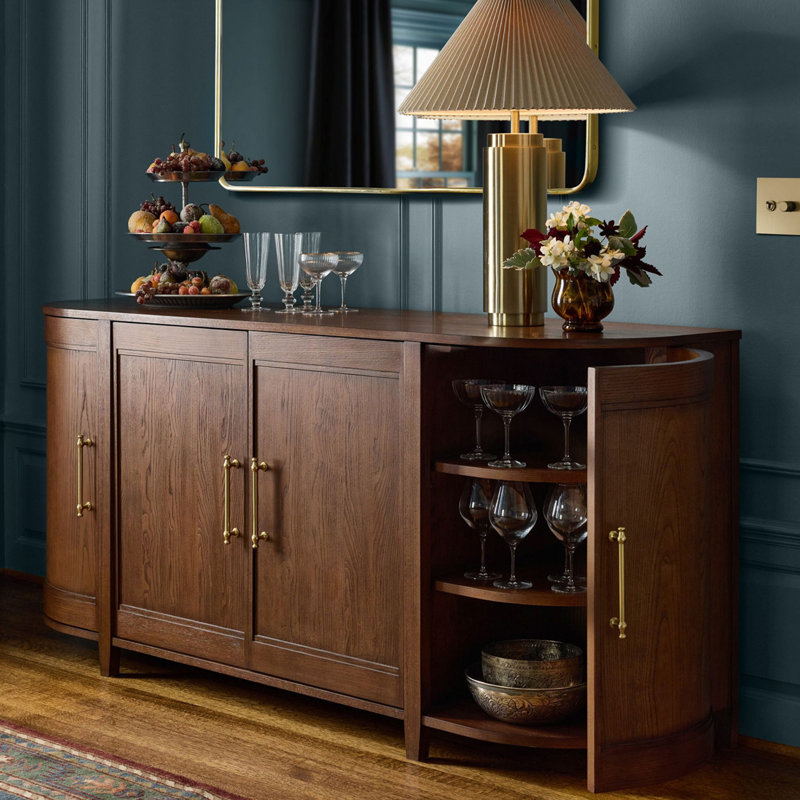 American-style retro minimalist sideboard