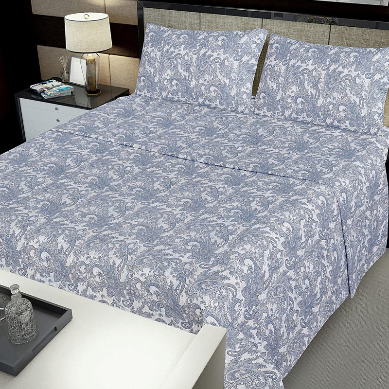 - Set of 4, Queen Sheet Set with 4 additional pieces, Aura Paisley Grey/Plaid