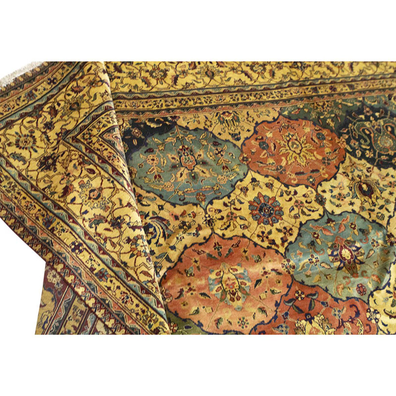 Wool Oriental Area Rug in Ivory