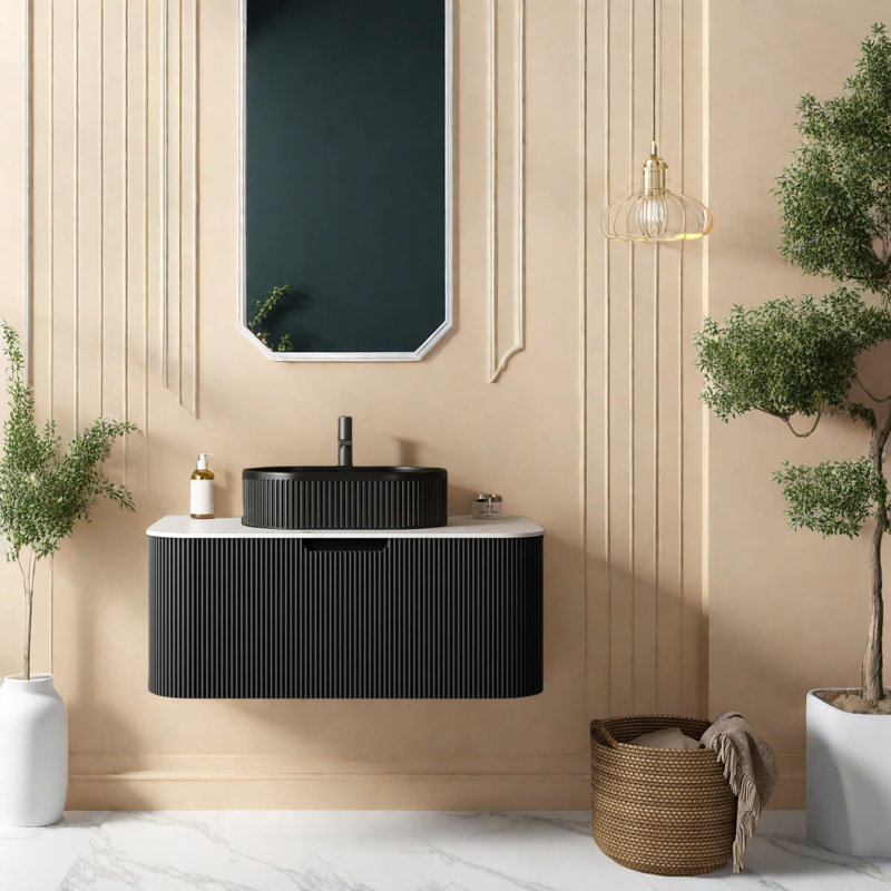 Meubles-lavabos noirs modernes avec lavabo en céramique et comptoir en pierre frittée de qualité supérieure.