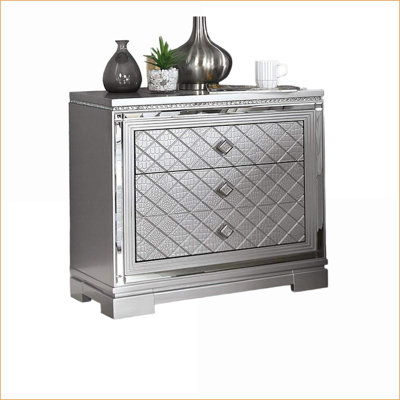 Table de chevet Glam Silver avec chargeur USB et tiroir à bijoux caché