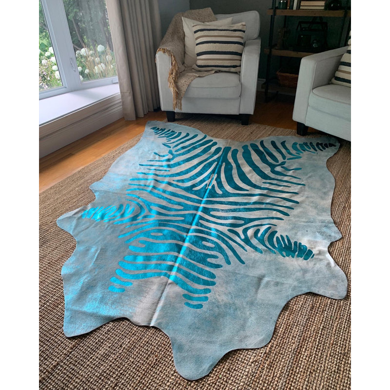 Tapis en cuir de vache Aleksas