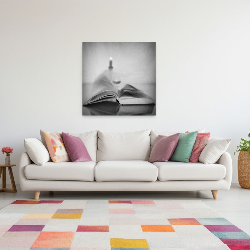 Livre à la lueur des chandelles - Affiche murale paisible, sereine et tranquille, 48" H x 48" W