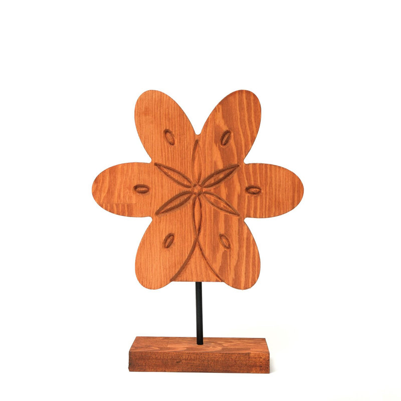 Objet décoratif, H 11 po x l 7,86 po x P 0,71 po, Noyer