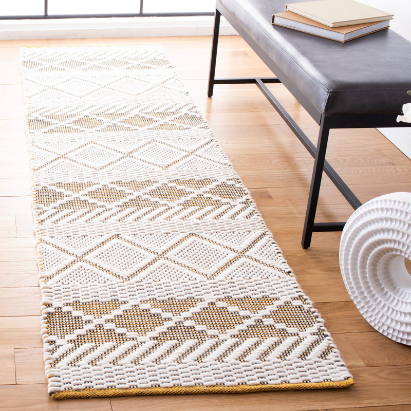 Natura Hand Woven Wool Moroccan Rug, Runner 2'3" x 8'