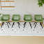 Un ensemble de 4 chaises de salle à manger, une chaise de cuisine de style médiéval moderne, des chaises décoratives en polyuréthane avec des pieds en métal noir, convenant à la maison et à la cuisine (vert et orange)-79502929