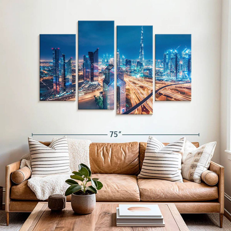 Futuristic dubai skyline Sireci, H 42 po x l 68 po