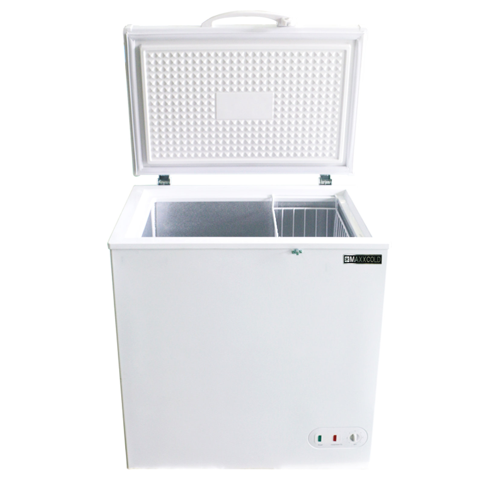 Maxx Cold 30.4" Compact Solid Top Chest Freezer - 5.2 Cu Ft | Fridge.com