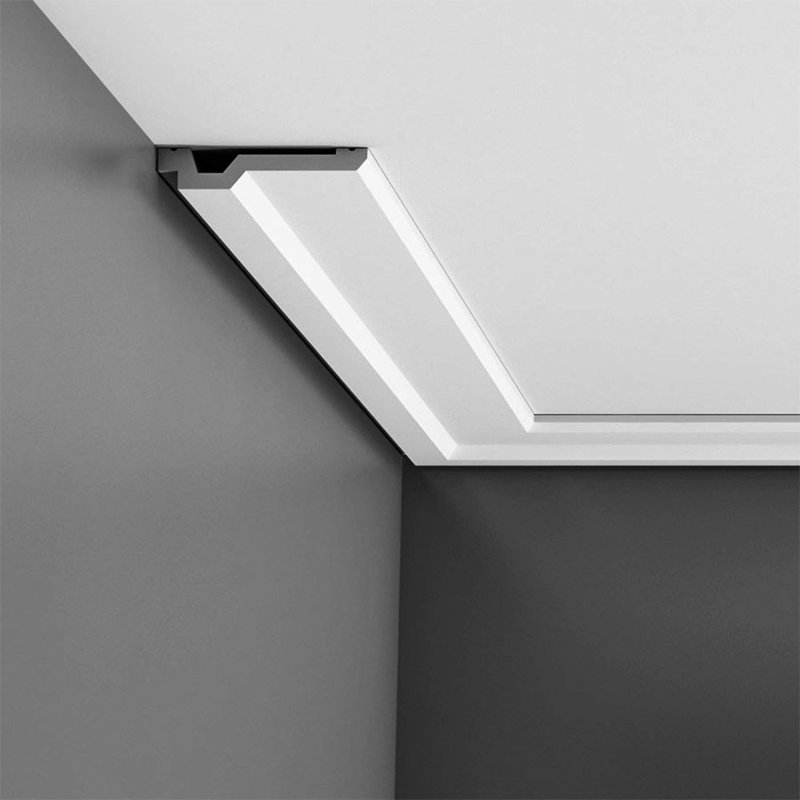 0.75'' H x 78.75'' W x 3.88'' D Plastic Crown