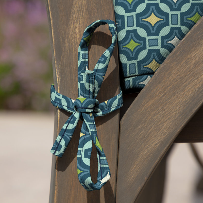 ARDEN Outdoor Lounge Chair 5.75" Cushion, Deep Green Geometric, 5" H x 22" W x 24" D