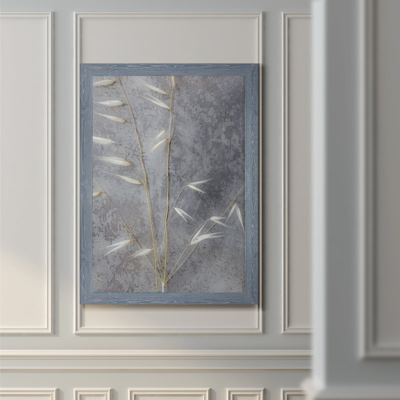 « moonlit rêve iii »-cadre photo, reproduction d’art, H 38 po x l 28 po x P 1,25 po, Toile avec cadre gris, Pas de tapis