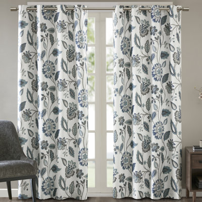 Polyester Printed Room Darkening Curtain Panel