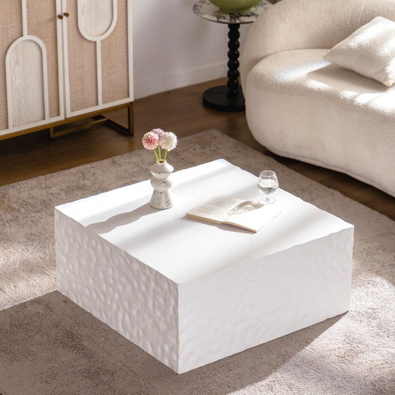 Combinaison de couleurs carrée pour salon moderne avec table basse car elle n'a pas besoin d'être assemblée pour le salon