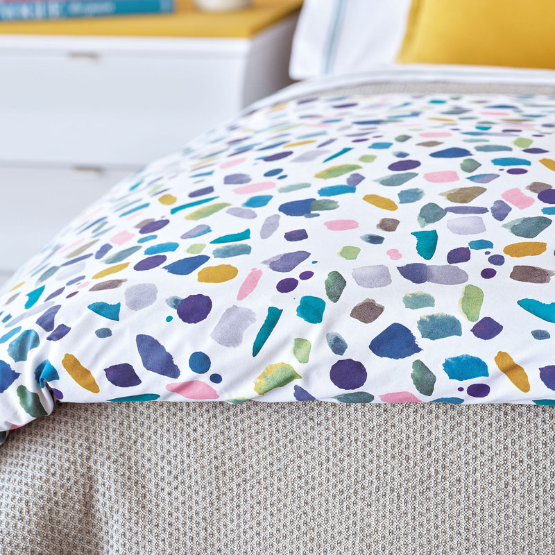Charlie Comforter, Queen Comforter