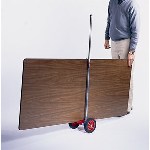Chariot à table capacité 150 lb.
