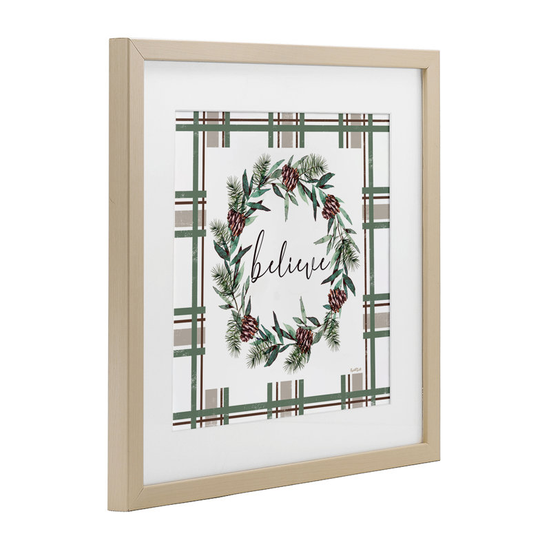 «Believe Wreath on Green Plaid», reproduction sous verre encadrée, conception par Elizabeth Tyndall, H 13 po x l 13 po