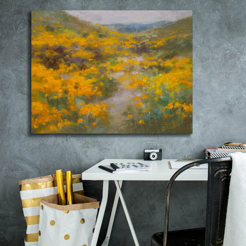 Toile rouge «Golden Explosion» par Christine Debrosky, H 26 po x l 34 po x P 1,5 po