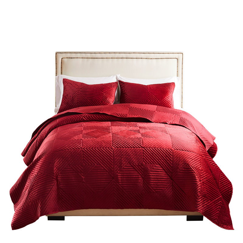 Riviera Red Velvet Twin Reversible Quilt Set