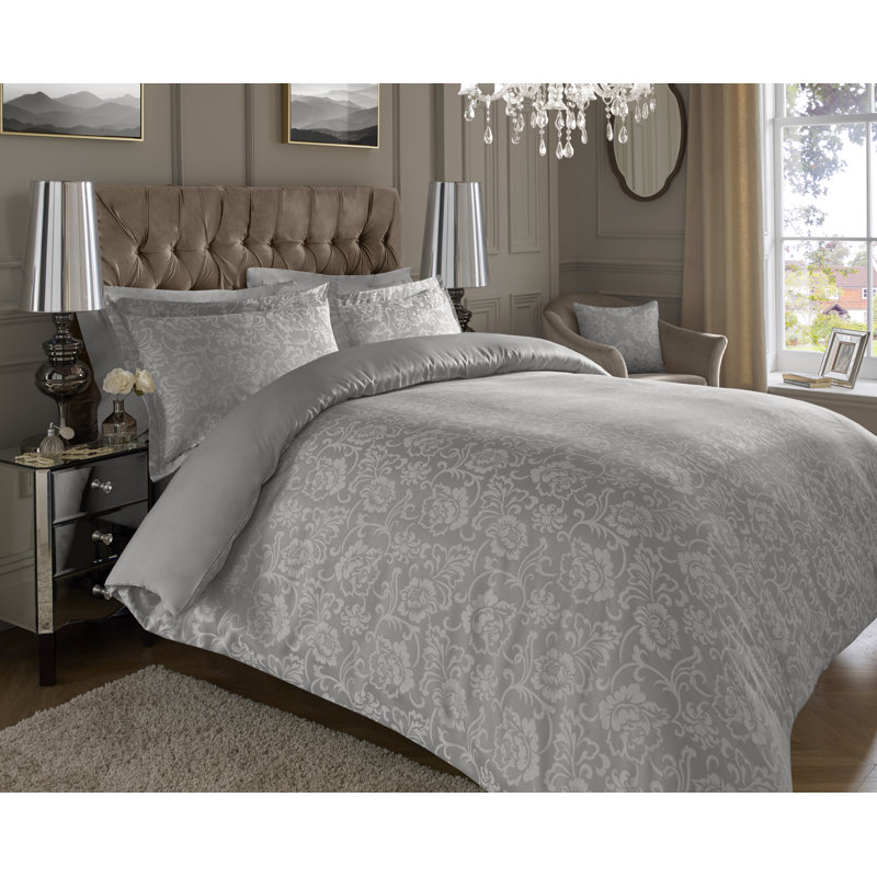 Lyon 600 TC Jacquard Duvet Cover Set, Double - 2 Standard Pillowcases, Silver