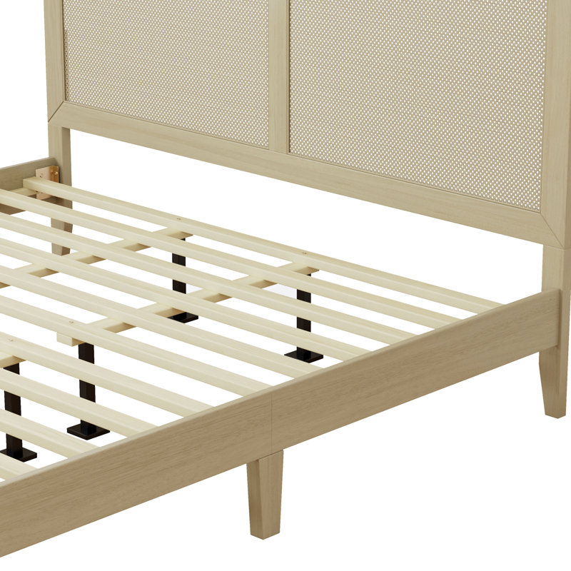 Très grand lit en bois naturel avec tête de lit en canne, système de lattes silencieuses, idéal pour les chambres à coucher contemporaines, plateforme solide, pieds en caoutchouc, convient au décor côtier