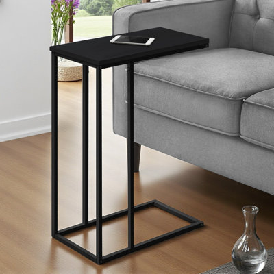 Table d'appoint en métal en forme de C Lewis pour le salon ou la chambre à coucher, H 24 po x l 15,75 po x P 9,45 po Lewis