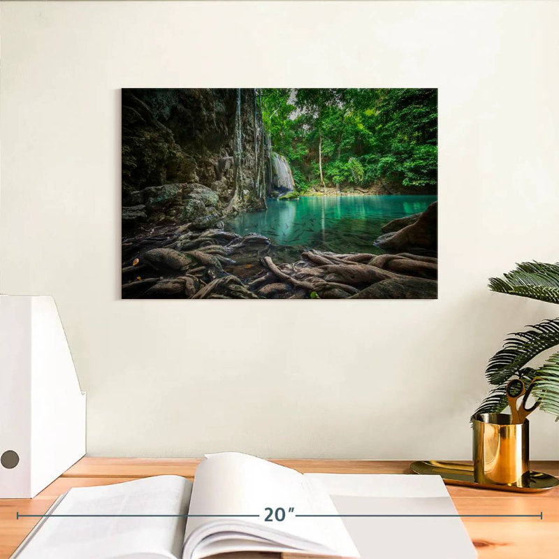 Paysage de cascade Kavia Erawan, H 8 po x l 12 po