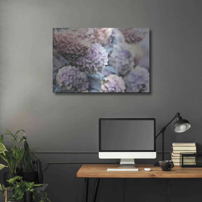 «Hydrangeas Abstract» par Lori Deiter, H 24 po x l 36 po