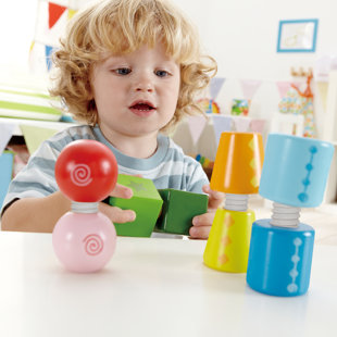 Hape: Twist & Turnables - Blocs de formes en bois colorés, jouets de construction, assemblage de boulons, jeux de construction assortis, enfants en bas âge et enfants de 2 ans et plus