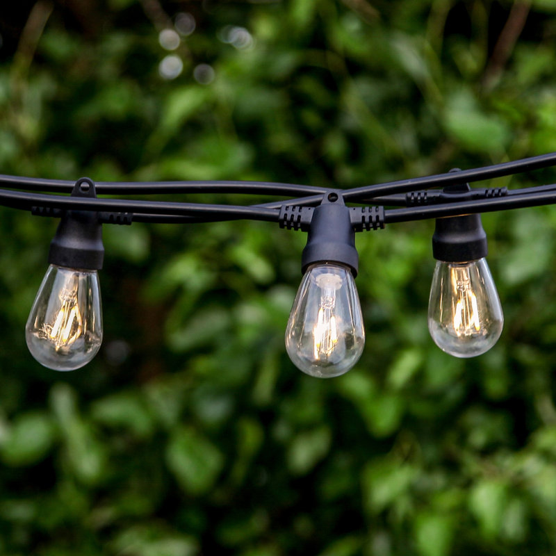 Guirlande de lumières à DEL à énergie solaire d'extérieur 48 pi avec 12 ampoules S14 blanches douces Ambiance Pro, télécommande, cordon résistant aux intempéries de qualité commerciale