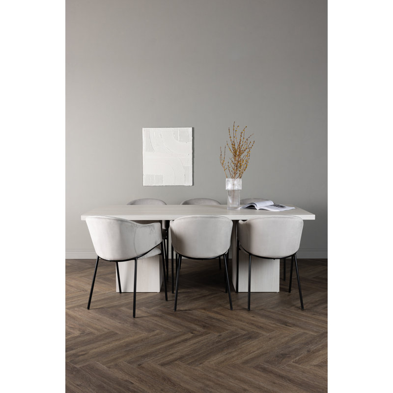 Glenloft 6 - Person Dining Set