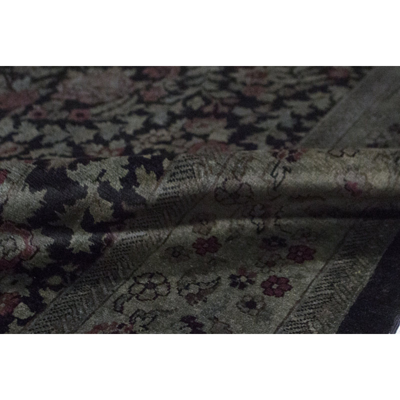 Wool Oriental Area Rug in Black/Green/Rust