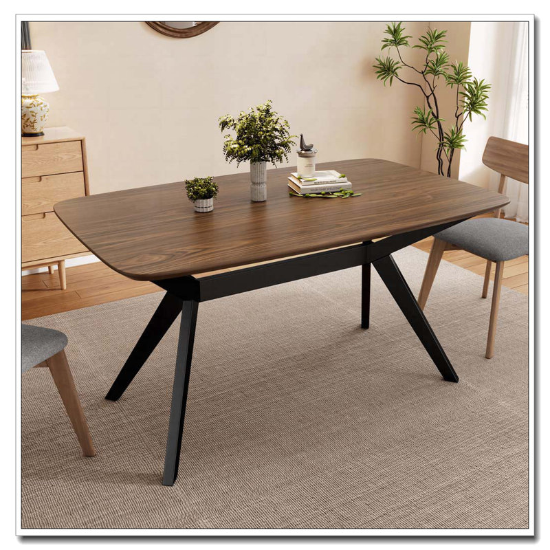Table de salle à manger en bois