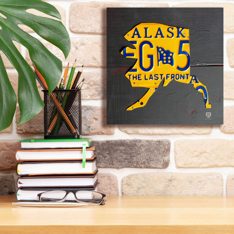 «Alaska» par Design Turnpike, estampe numérique sur toile, 18 po x 18 po, H 12 po x l 12 po x P 0,75 po